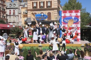 Cérémonie de Ratatouille avec Rémy ©Disneyland Paris